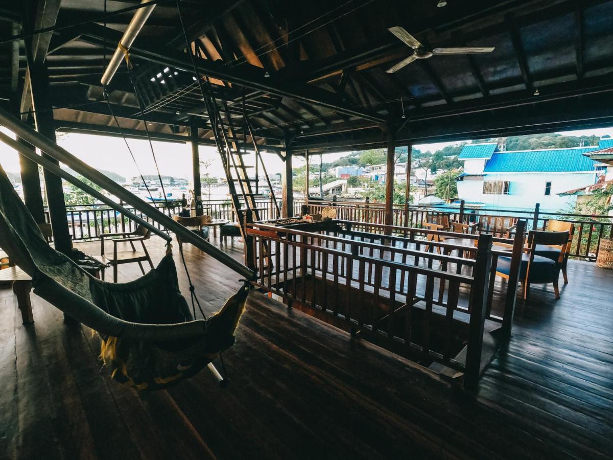 Cool Breeze Authentic Hotel Labuan Bajo Komodo ภายนอก รูปภาพ