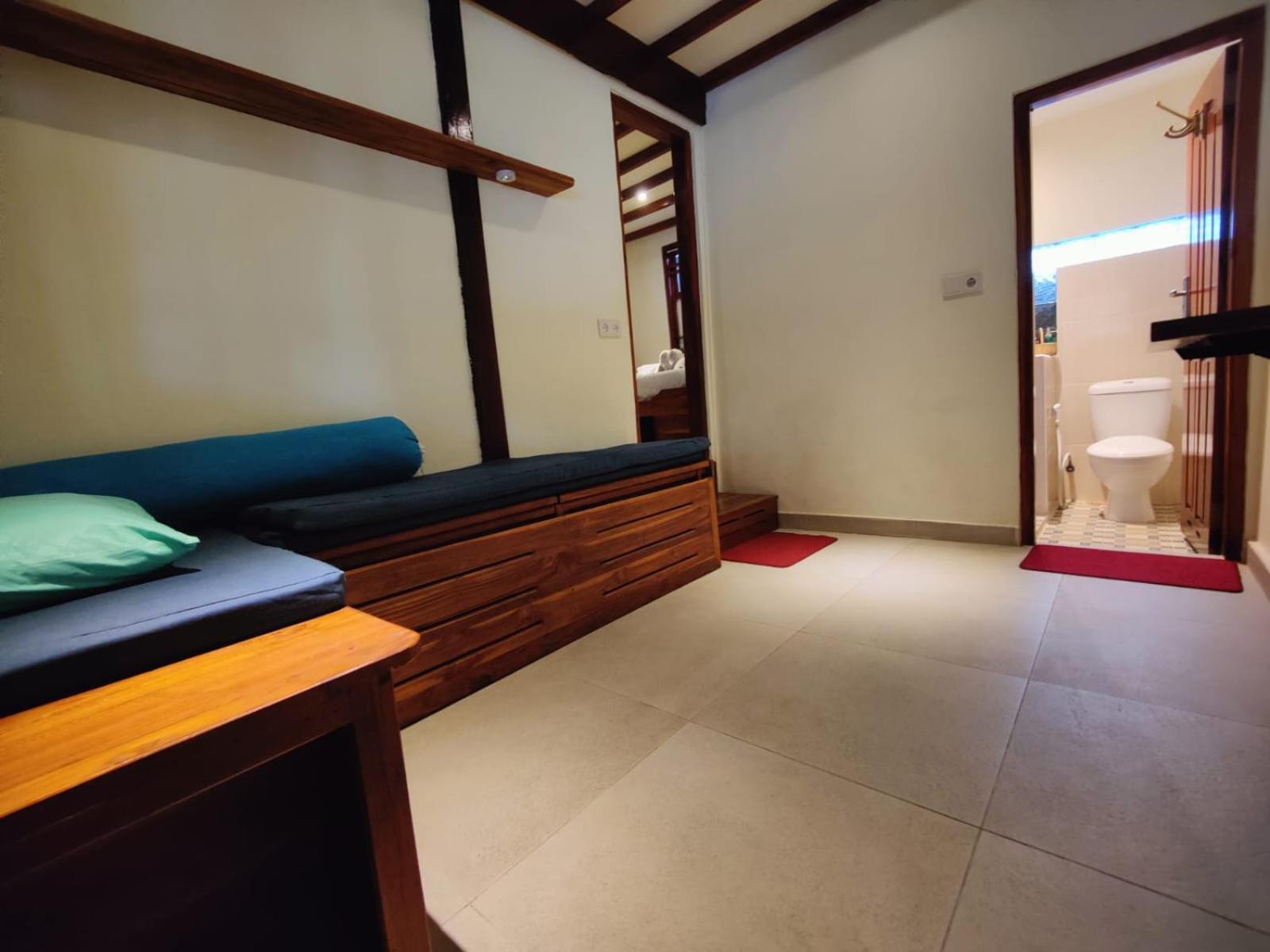 Cool Breeze Authentic Hotel Labuan Bajo Komodo ภายนอก รูปภาพ